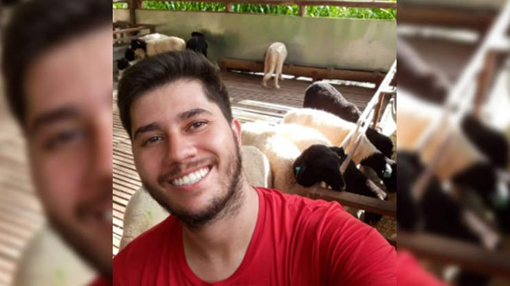 Acadêmico de Zootecnia na Universidade Federal de São João del-Rei (UFSJ)