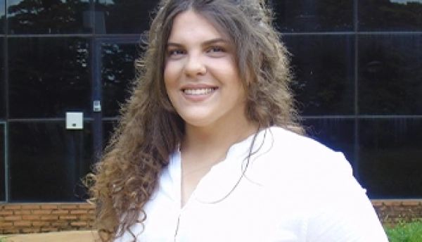 listagem-gabriela-bonfa-frezarim.webp